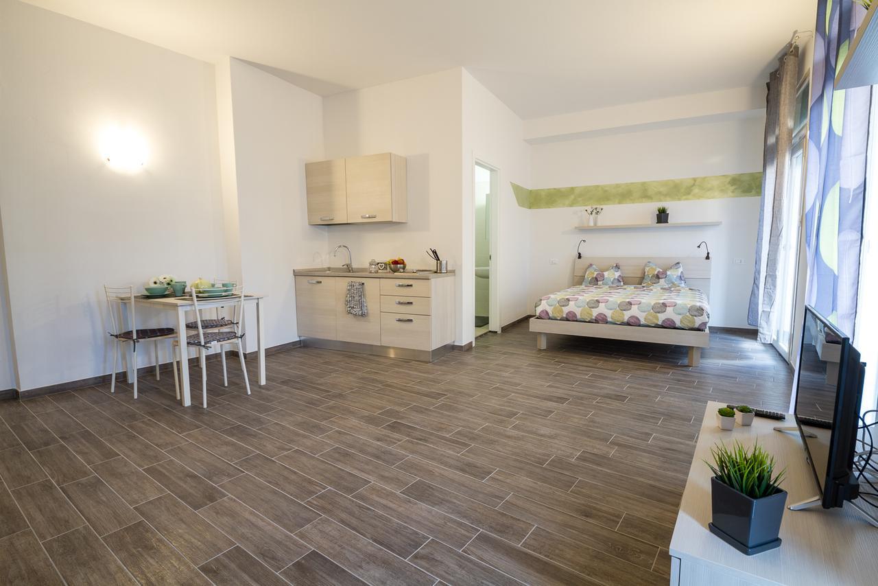 Studio Apartment