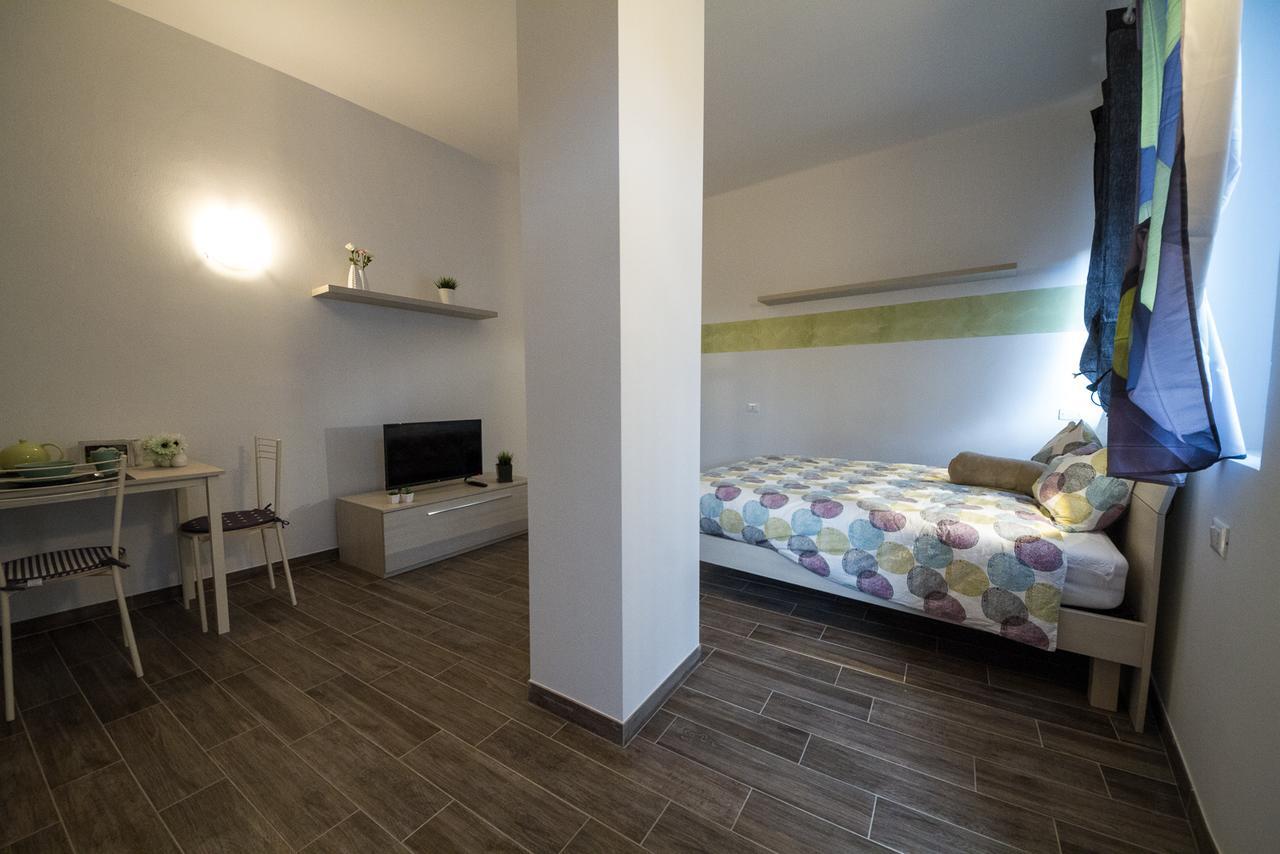 Studio Apartment