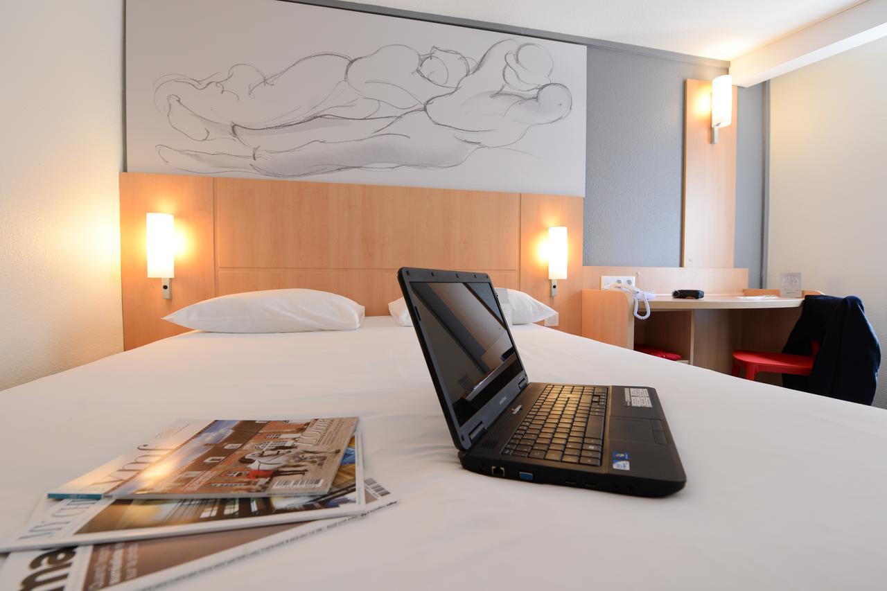 Standard Room with 1 Double Bed