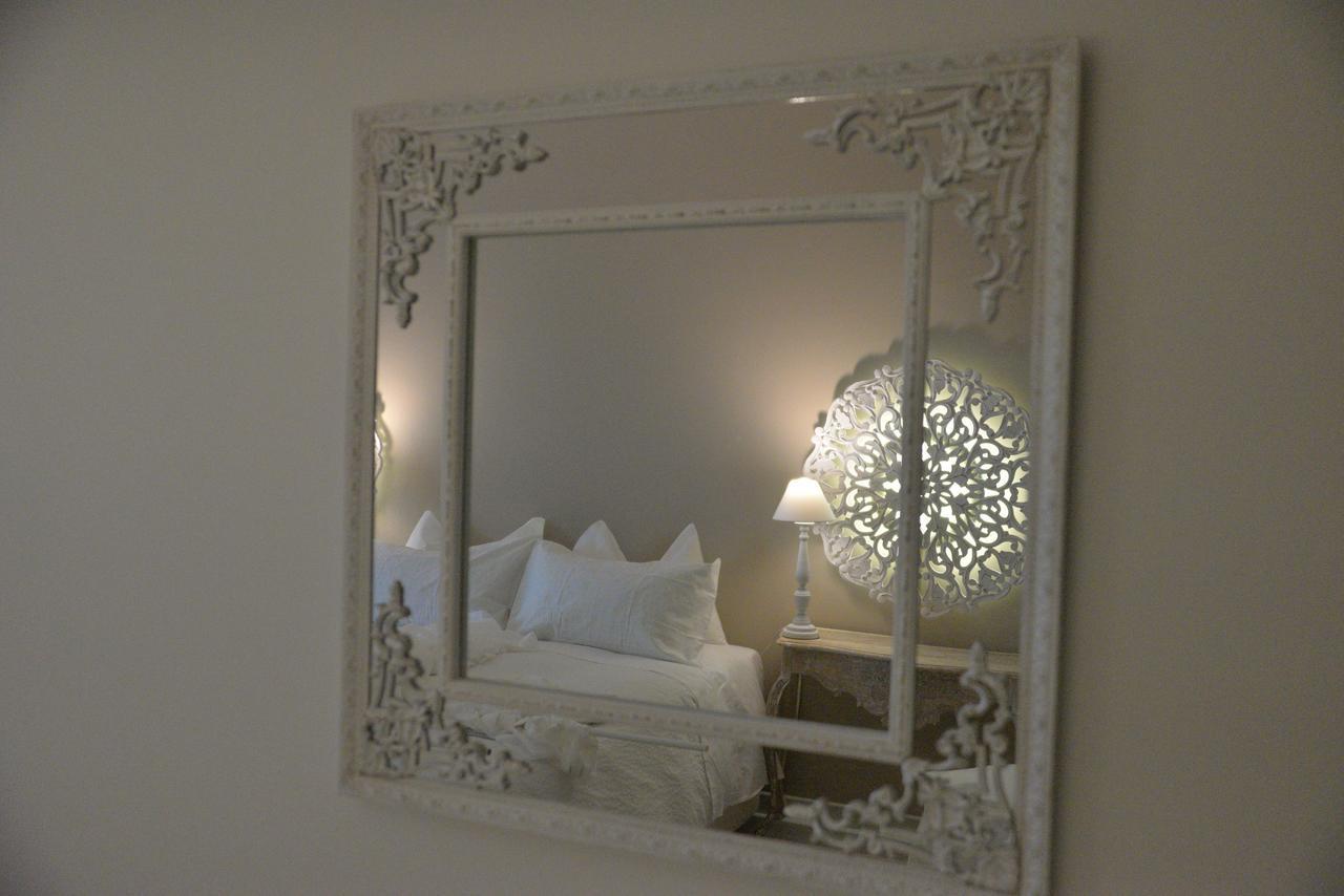 Deluxe Room,641034534:JPEG