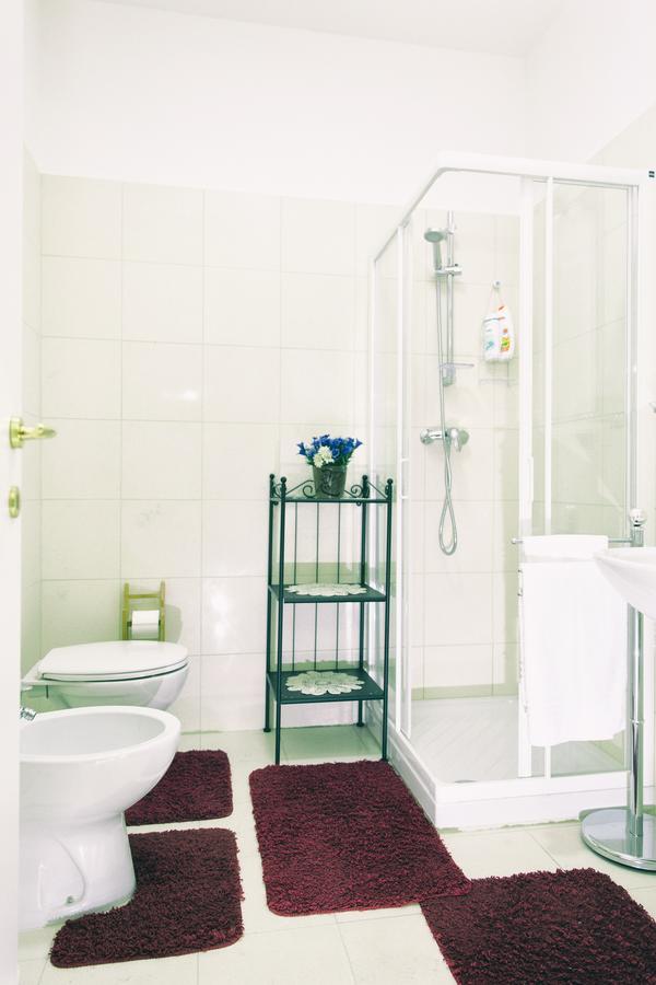 Double Room Private External Bathroom