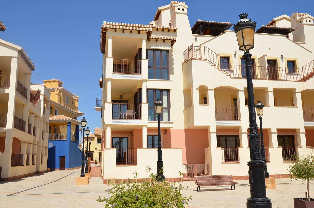 Two-Bedroom Apartment shared Swimming Pool
