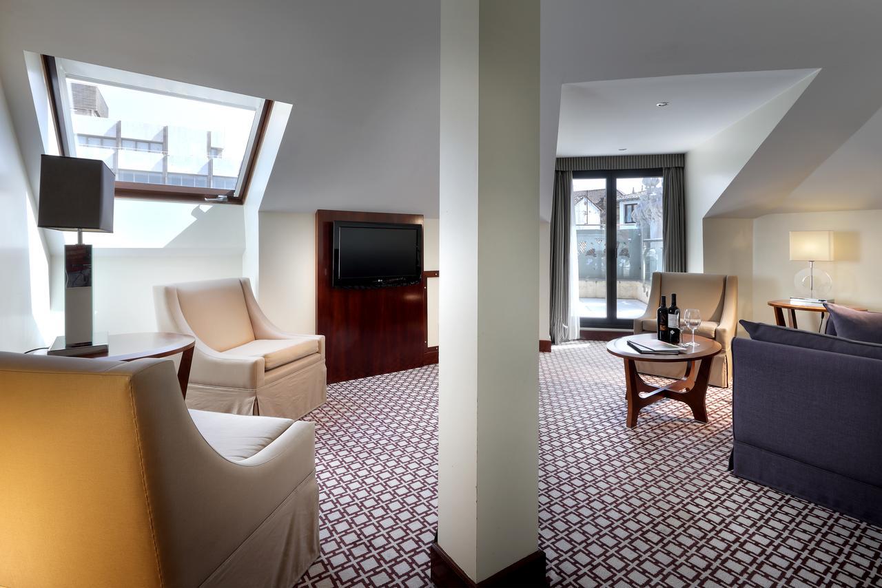 Junior Suite,1272854563:JPEG