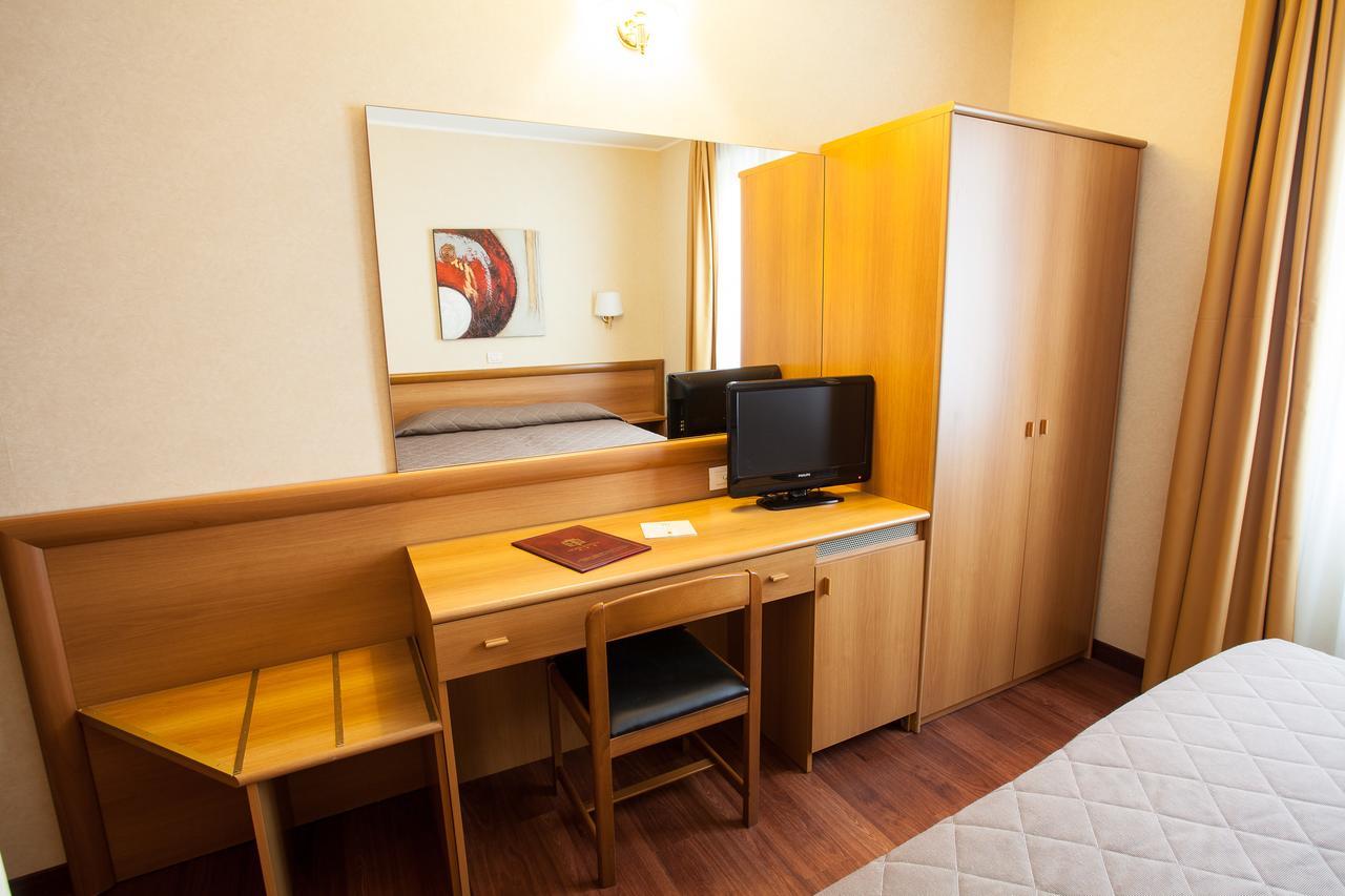 Single Room,1217549569:JPEG