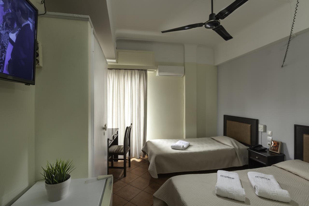 Triple Room with Shared Bathroom