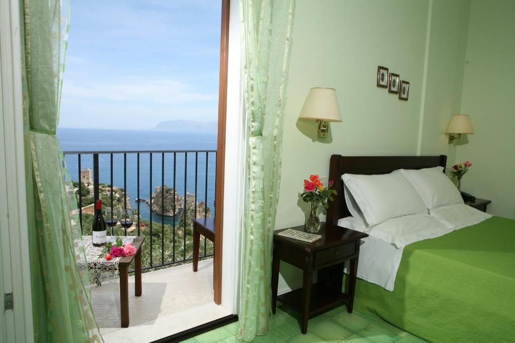 Double Room with Sea View,60535249:JPEG