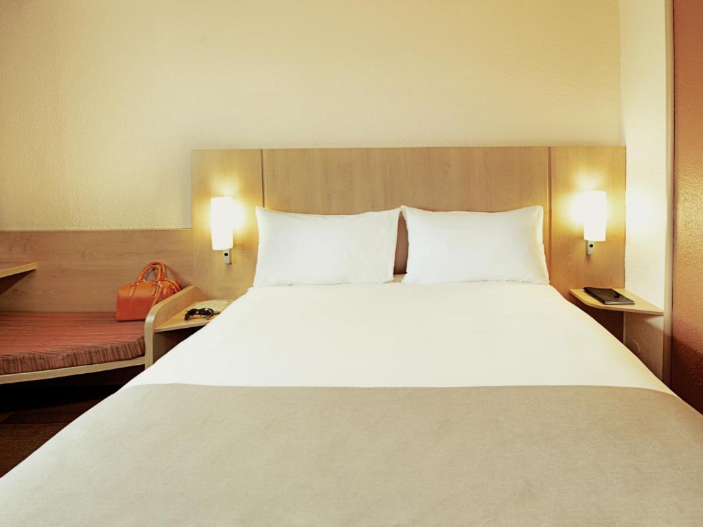 Standard Double Room,190887904:JPEG