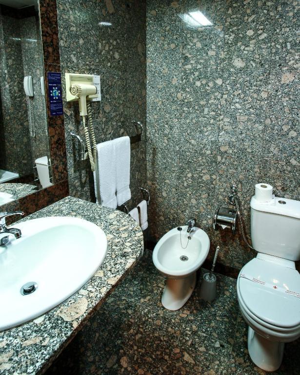 Quarto Twin