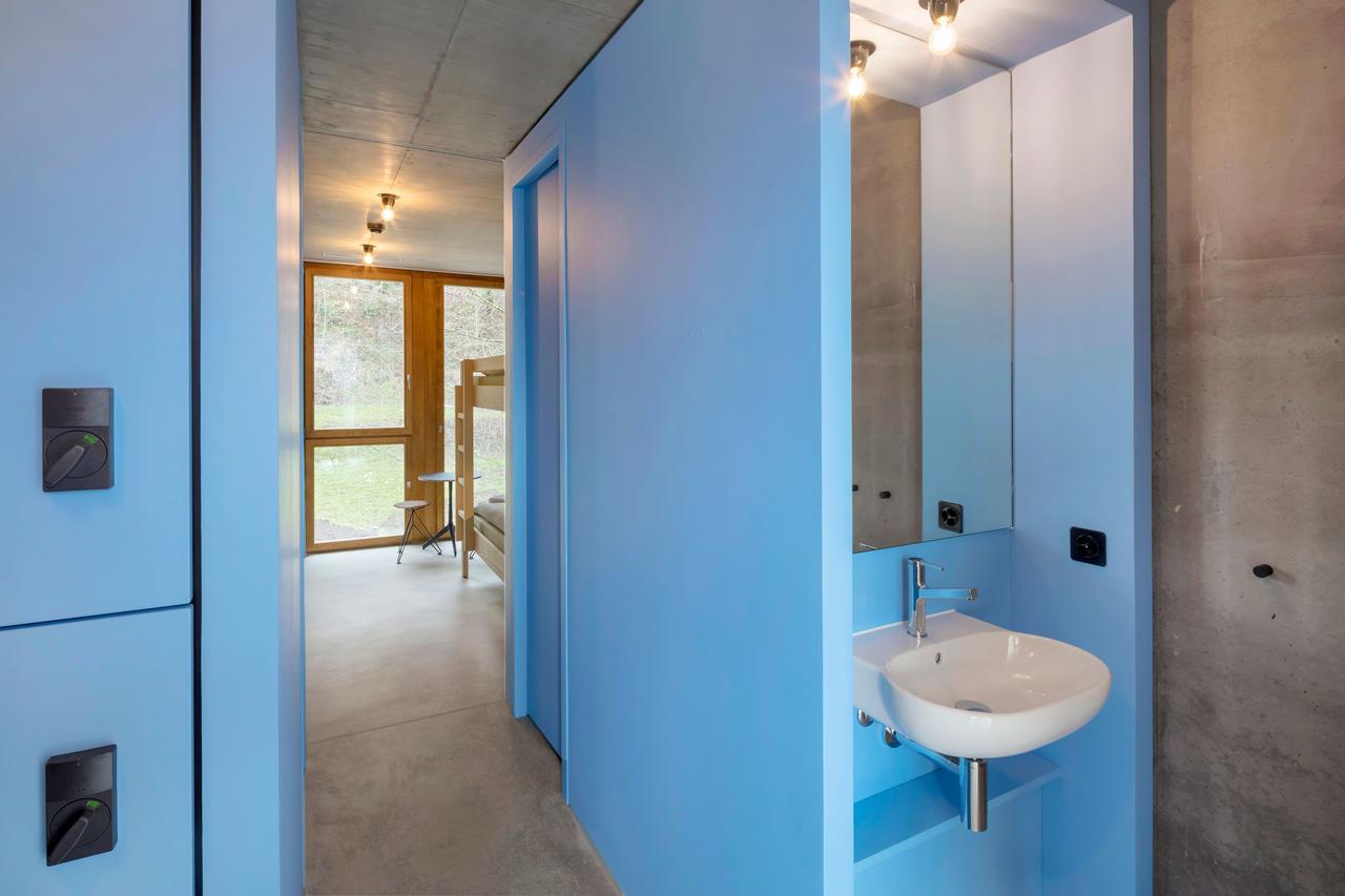 Vierpersoonskamer met Badkamer