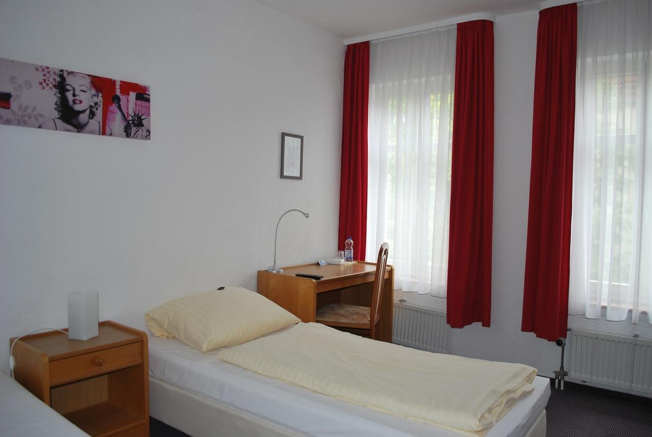 Deluxe Double Room,770198566:JPEG