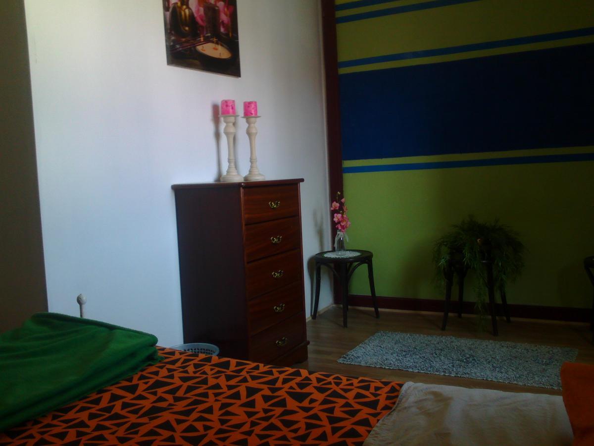 Double or Twin Room with Shared Bathroom,639629778:JPEG