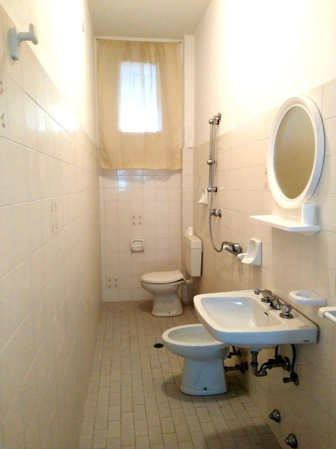 Double Room with Private External Bathroom,642510840:JPEG