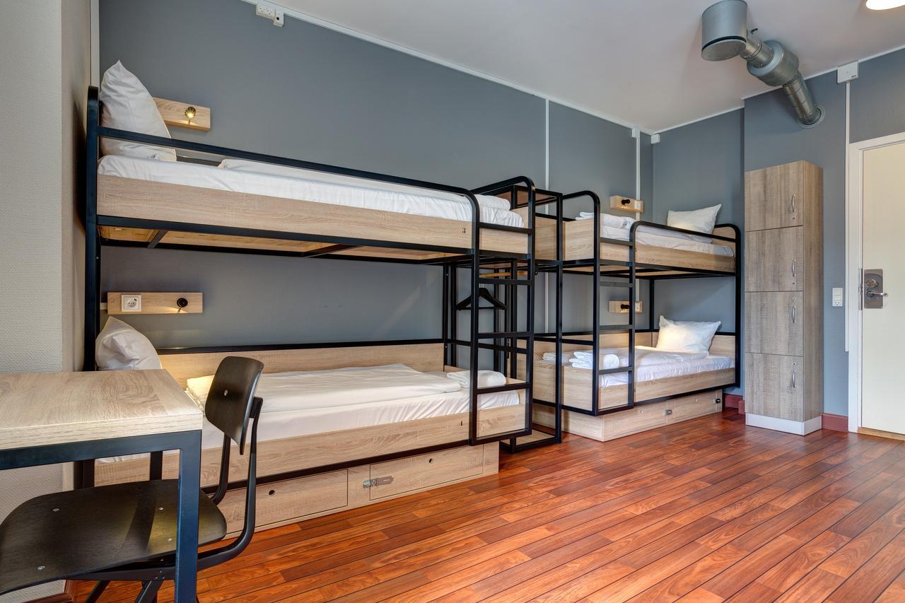 Posto Letto in Dormitorio Misto con 6 Letti