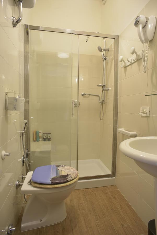 Double Room Private External Bathroom