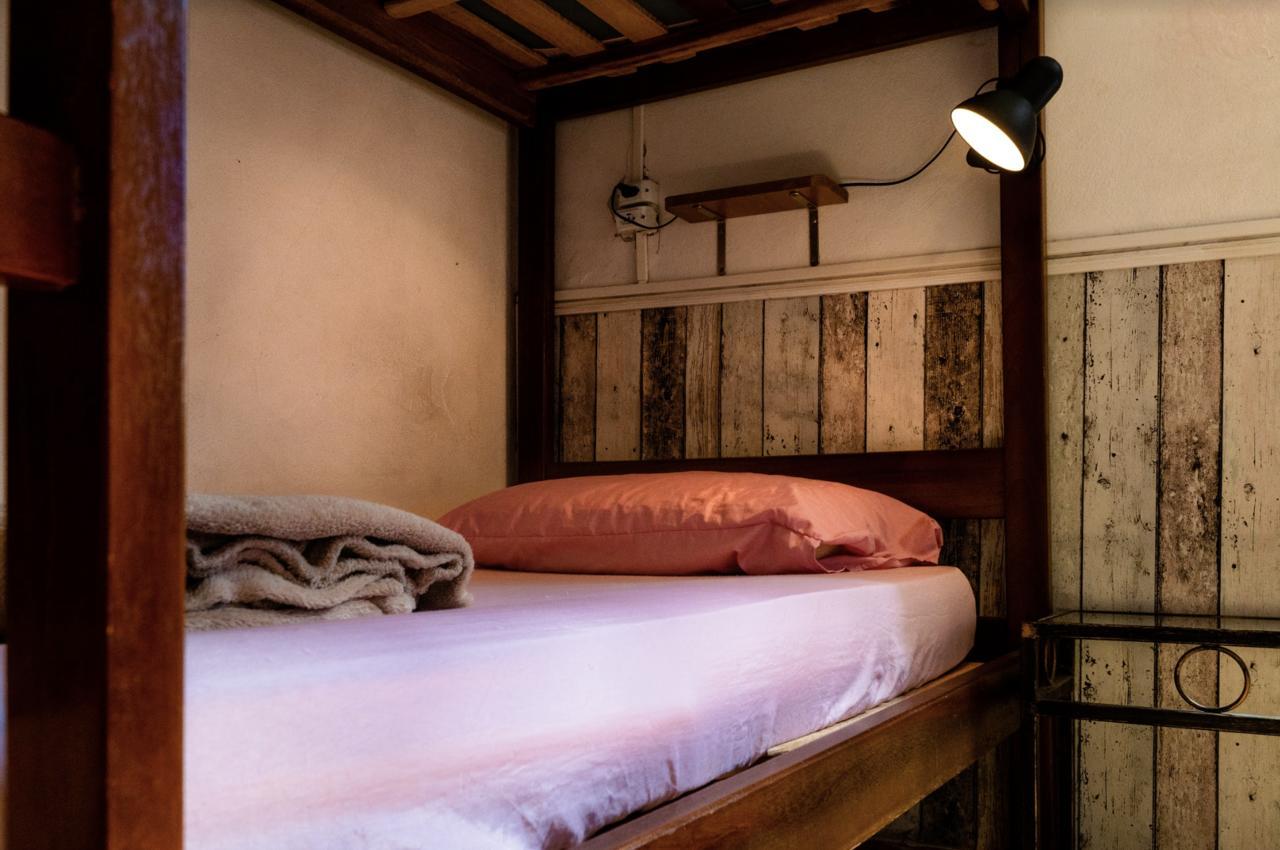 Cama em Dormitório Misto com 6 Camas
