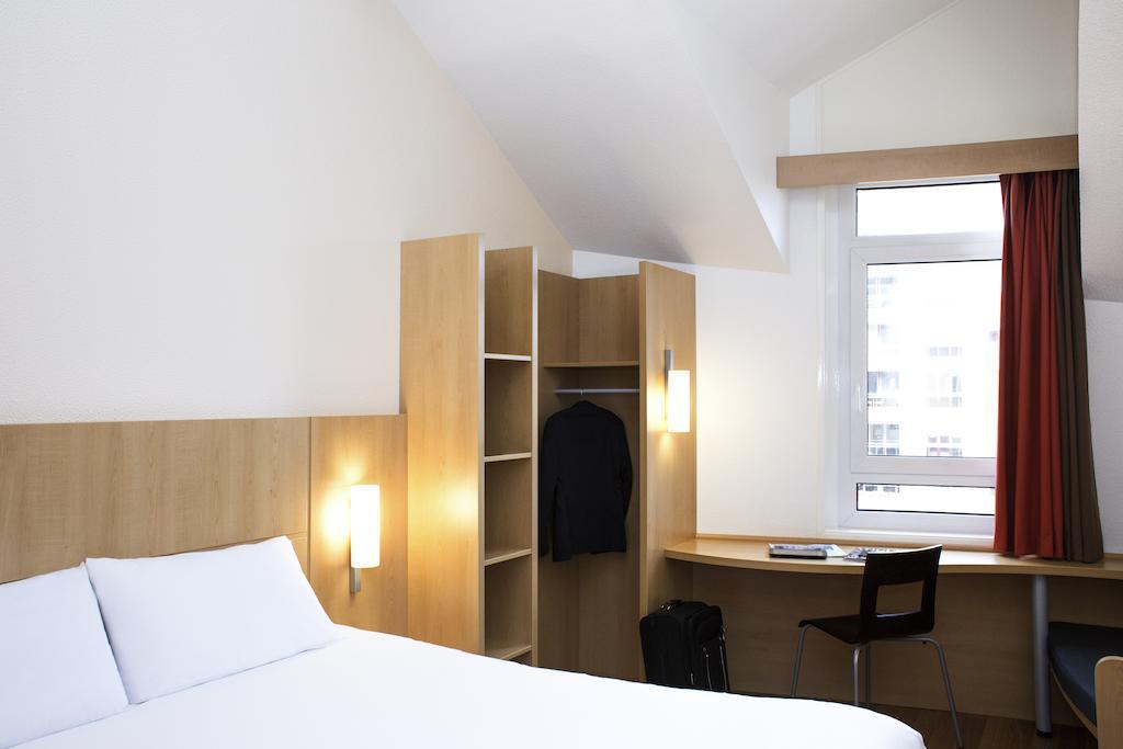 Standard One Double Bed,453186087:JPEG