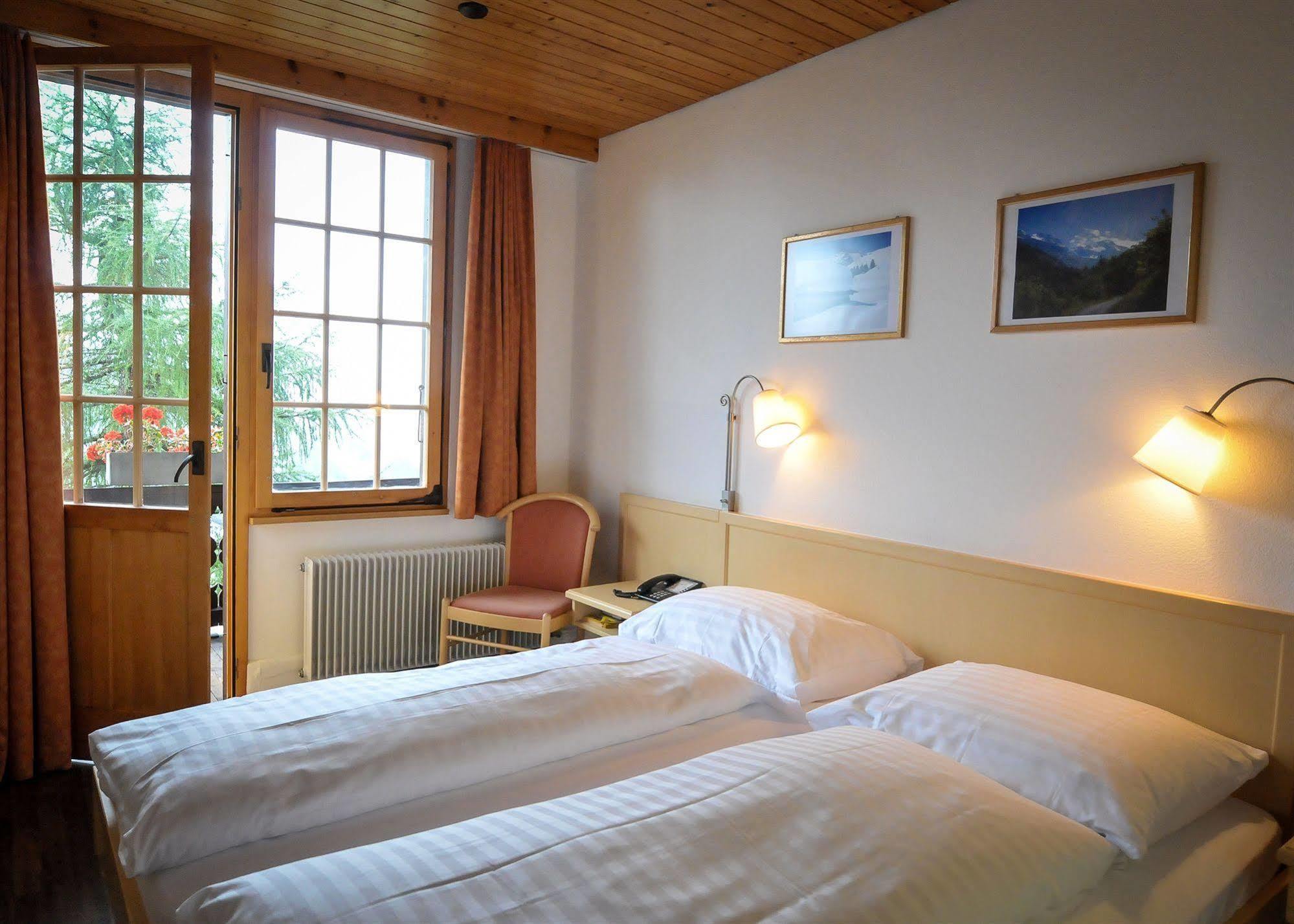 Standard Double Room with Extra Bed,942182356:JPEG