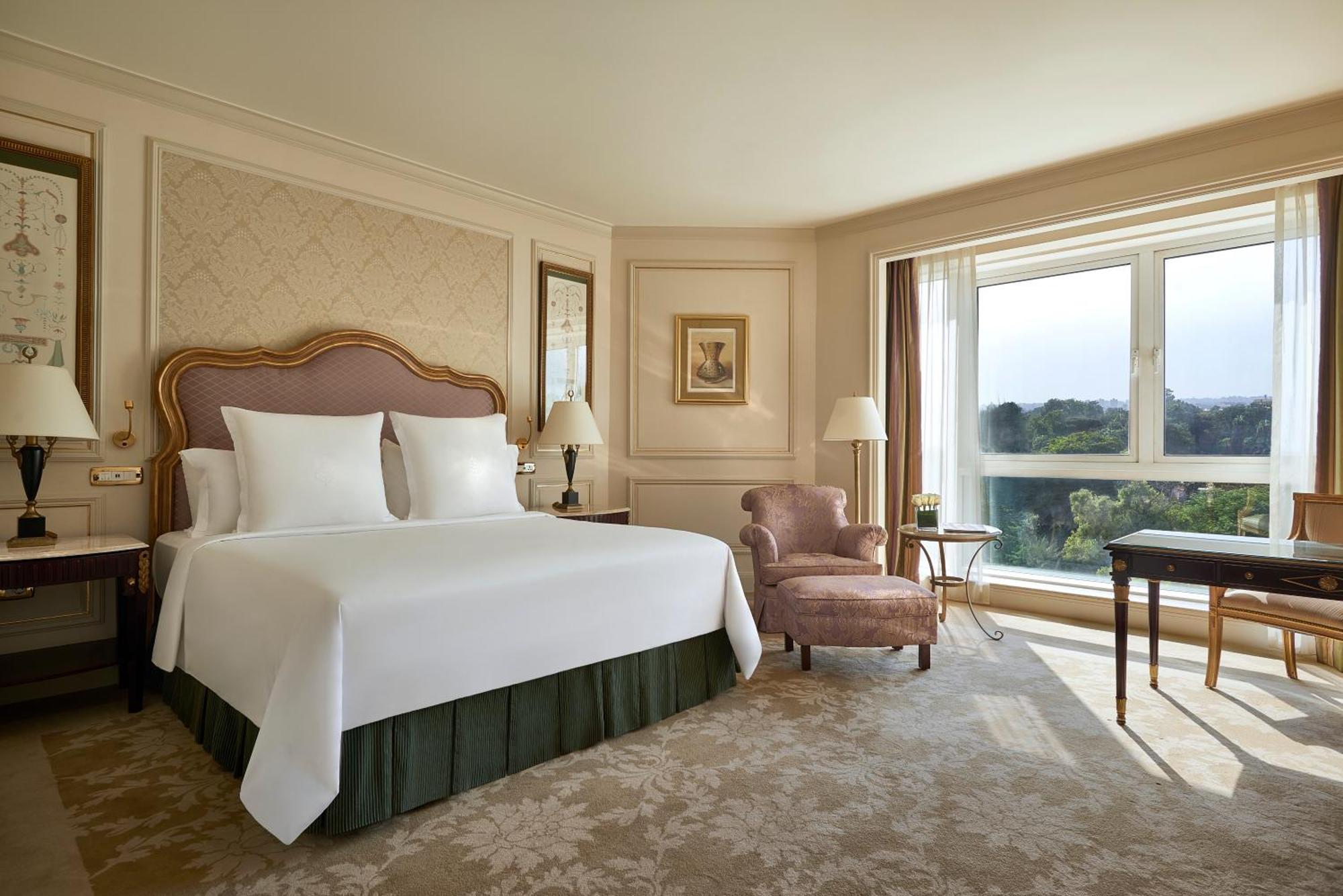 Superior Room King Bed