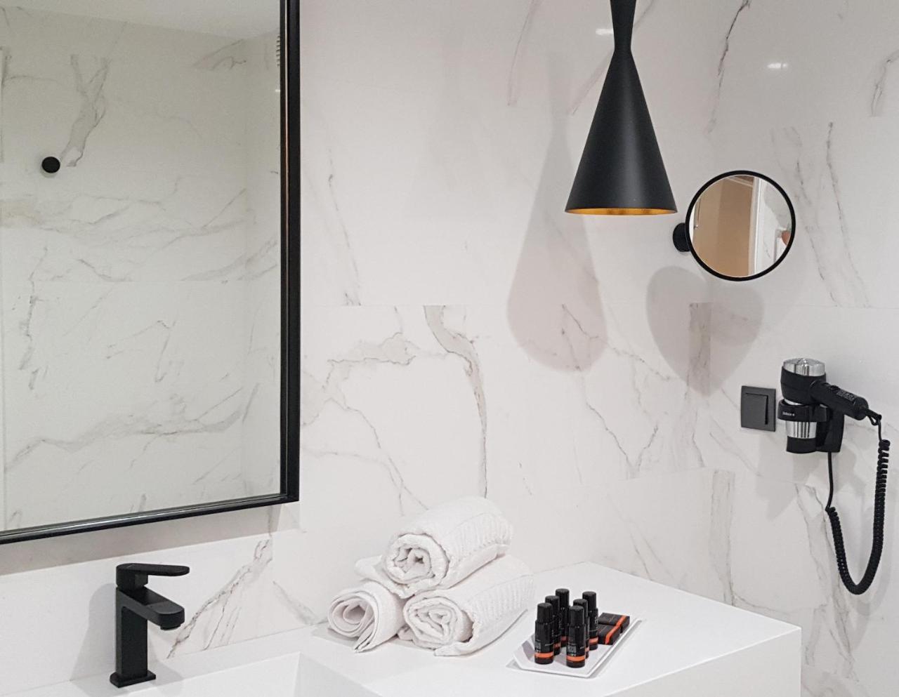 Suite Duplex with Bath,718566541:JPEG