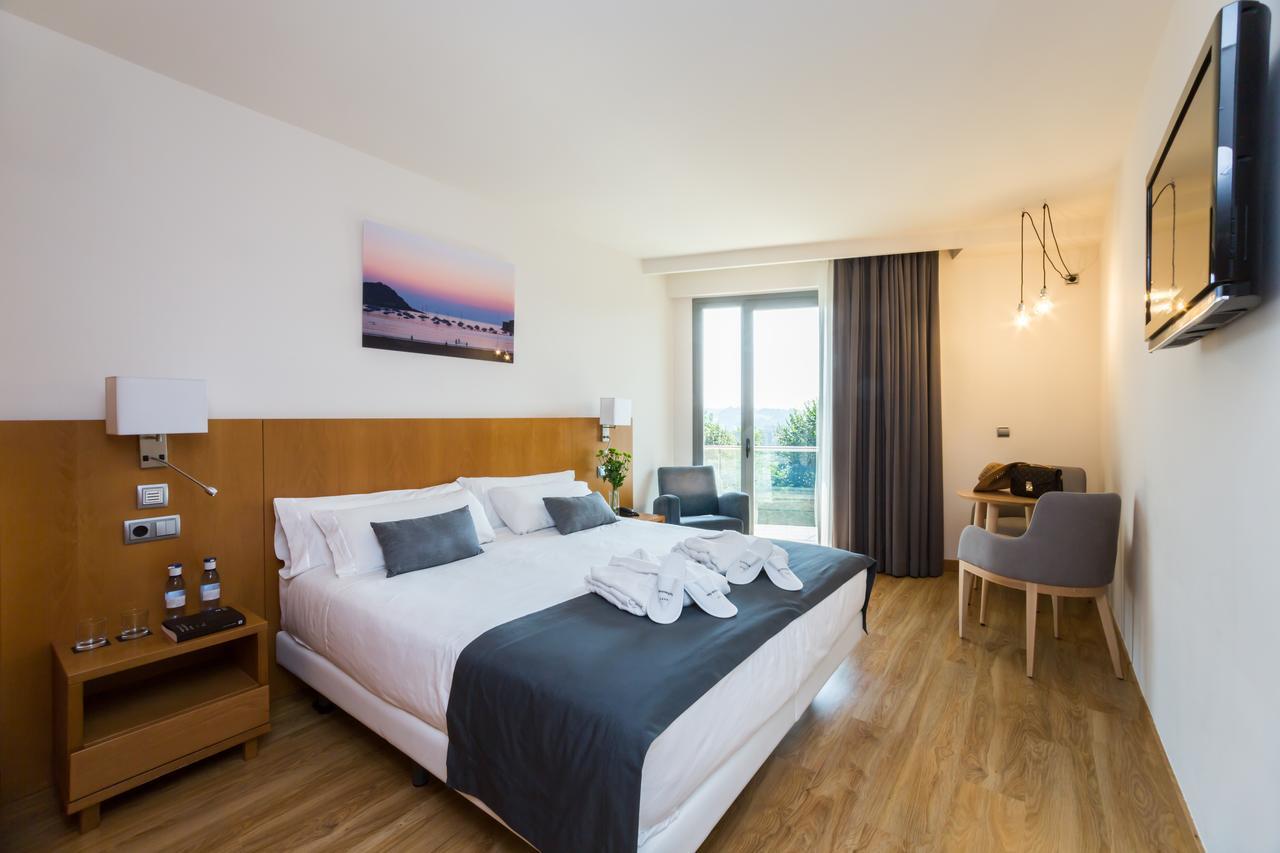 Superior Double Room Balcony,1272938179:JPEG