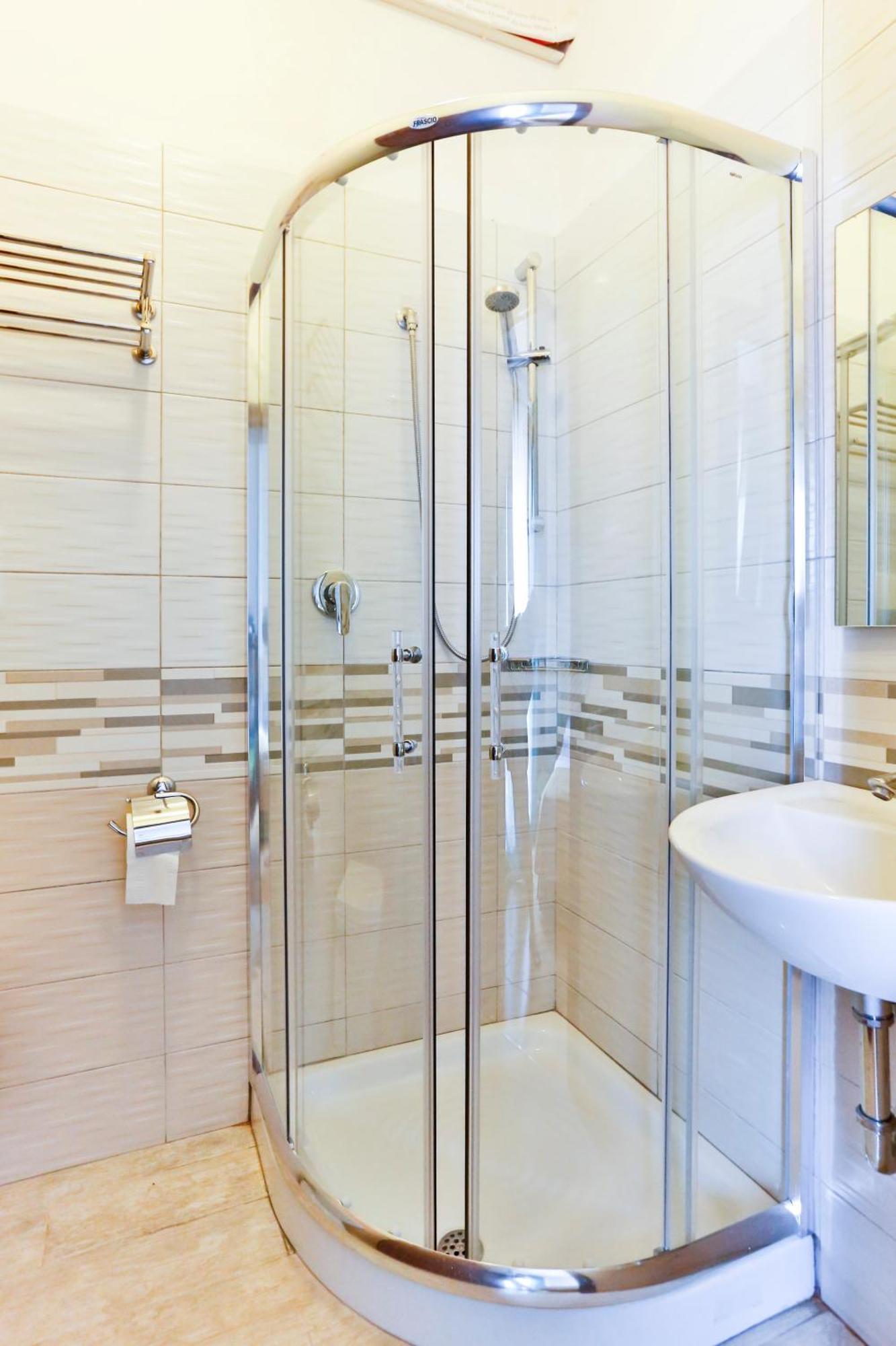 Double or Twin Room,65821936:JPEG