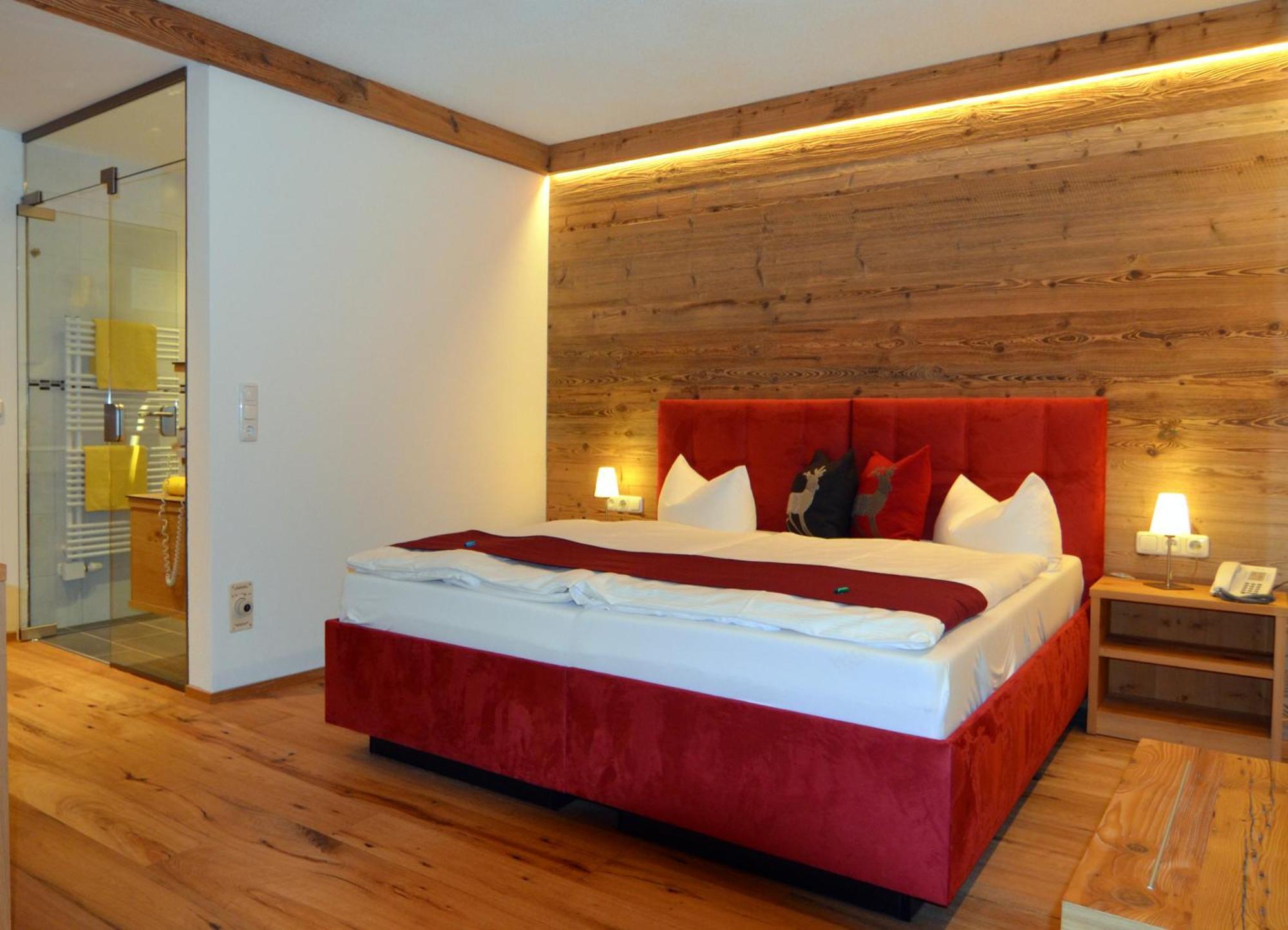 Doppelzimmer zur Einzelnutzung mit Gartenblick