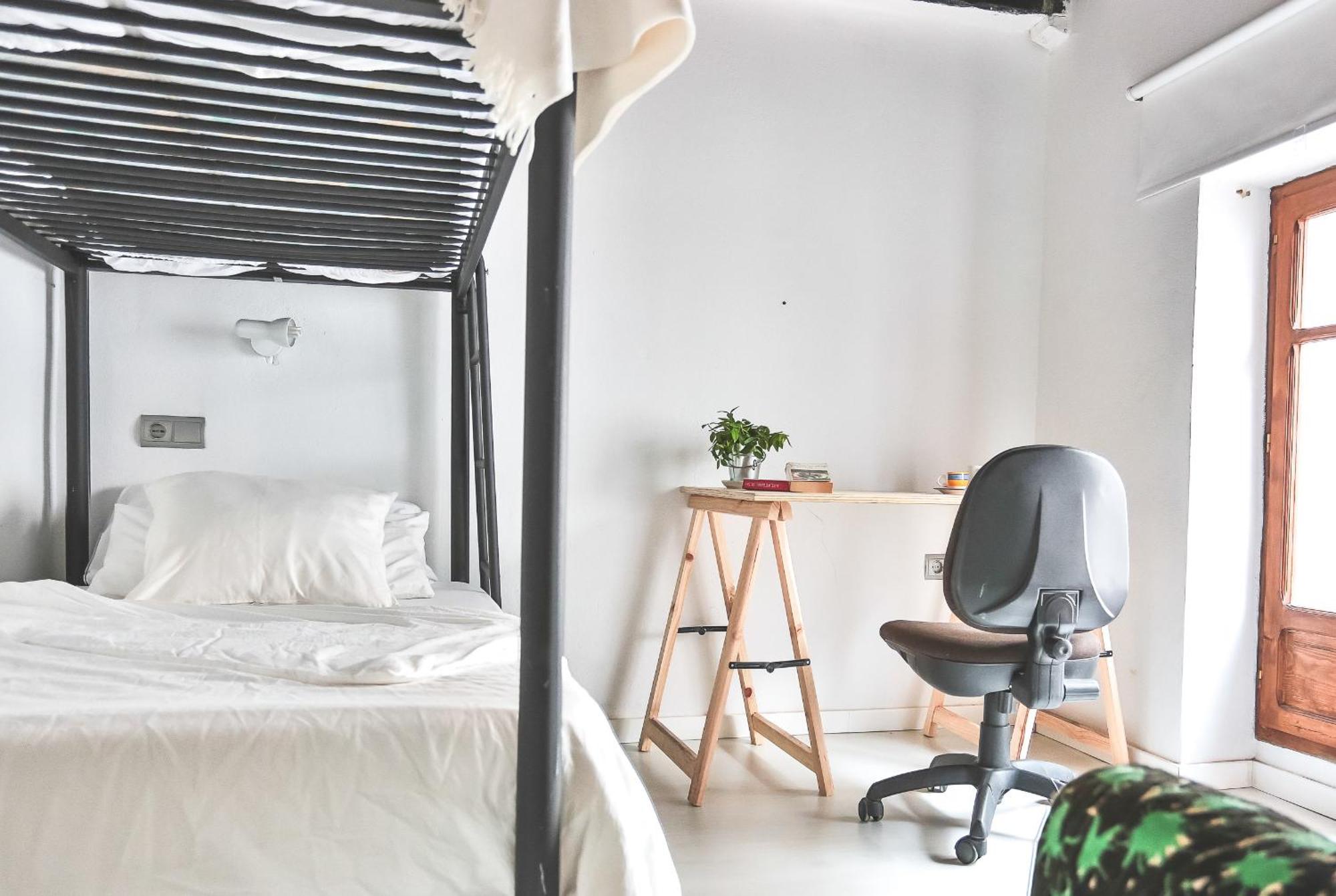 Quadruple Double Bunk Bed Room,995893567:JPEG