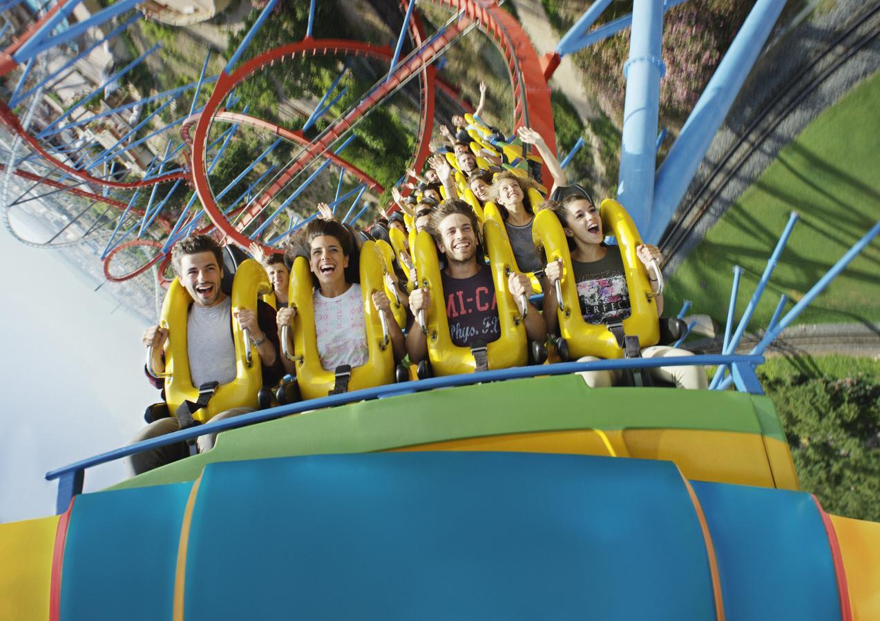 Standard Zimmer mit Zugang zum PortAventura Park (2 Erwachsene + 1 Kind) + 1 Ticket für Ferrari Land