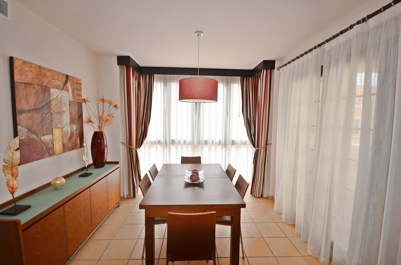 Two-Bedroom Apartment shared Swimming Pool