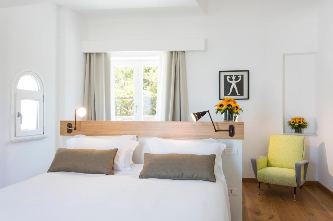 Deluxe Double Room Side Sea View