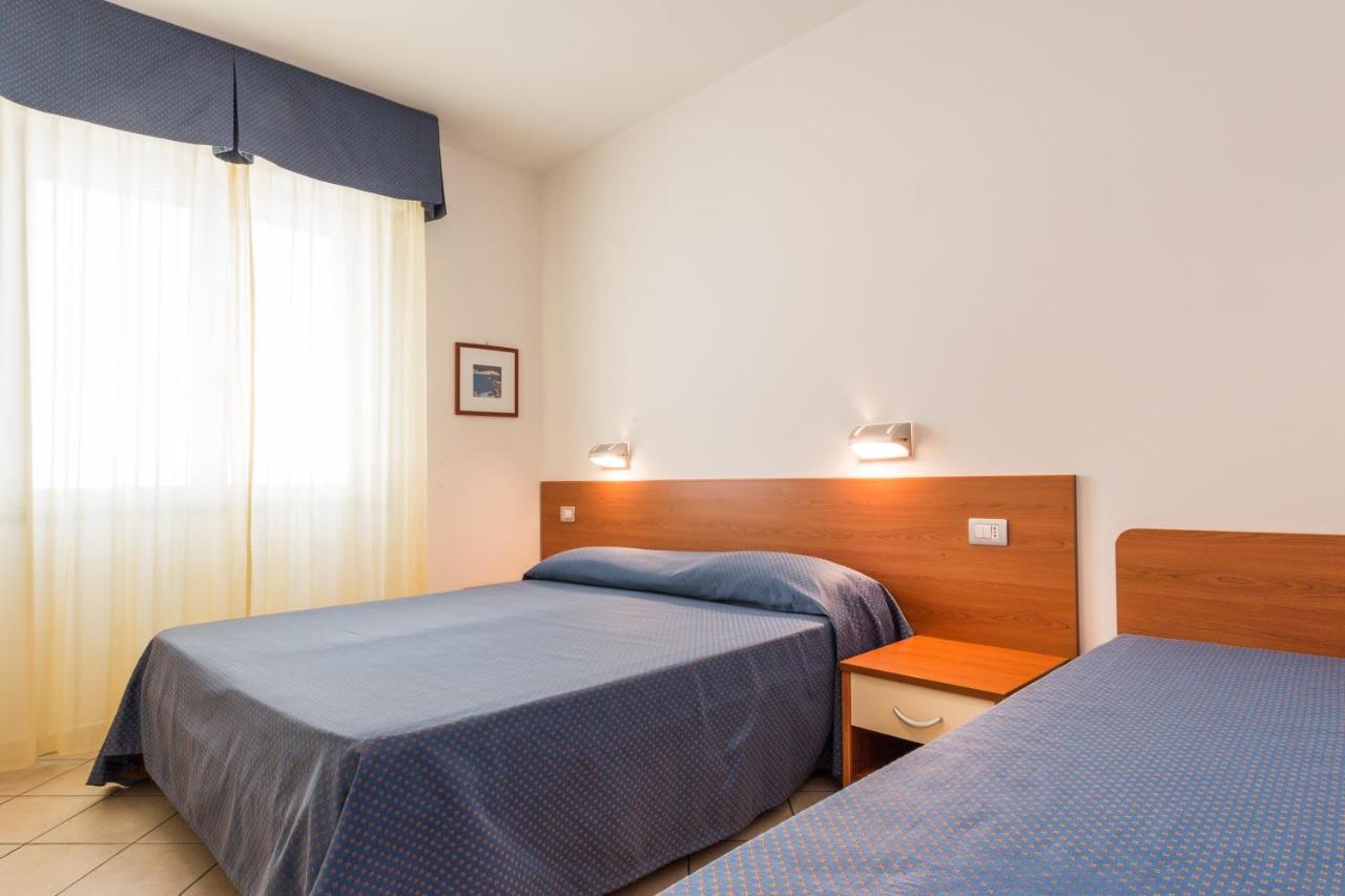 Appartamento Comfort con 1 Camera da Letto, Balcone e Vista Mare