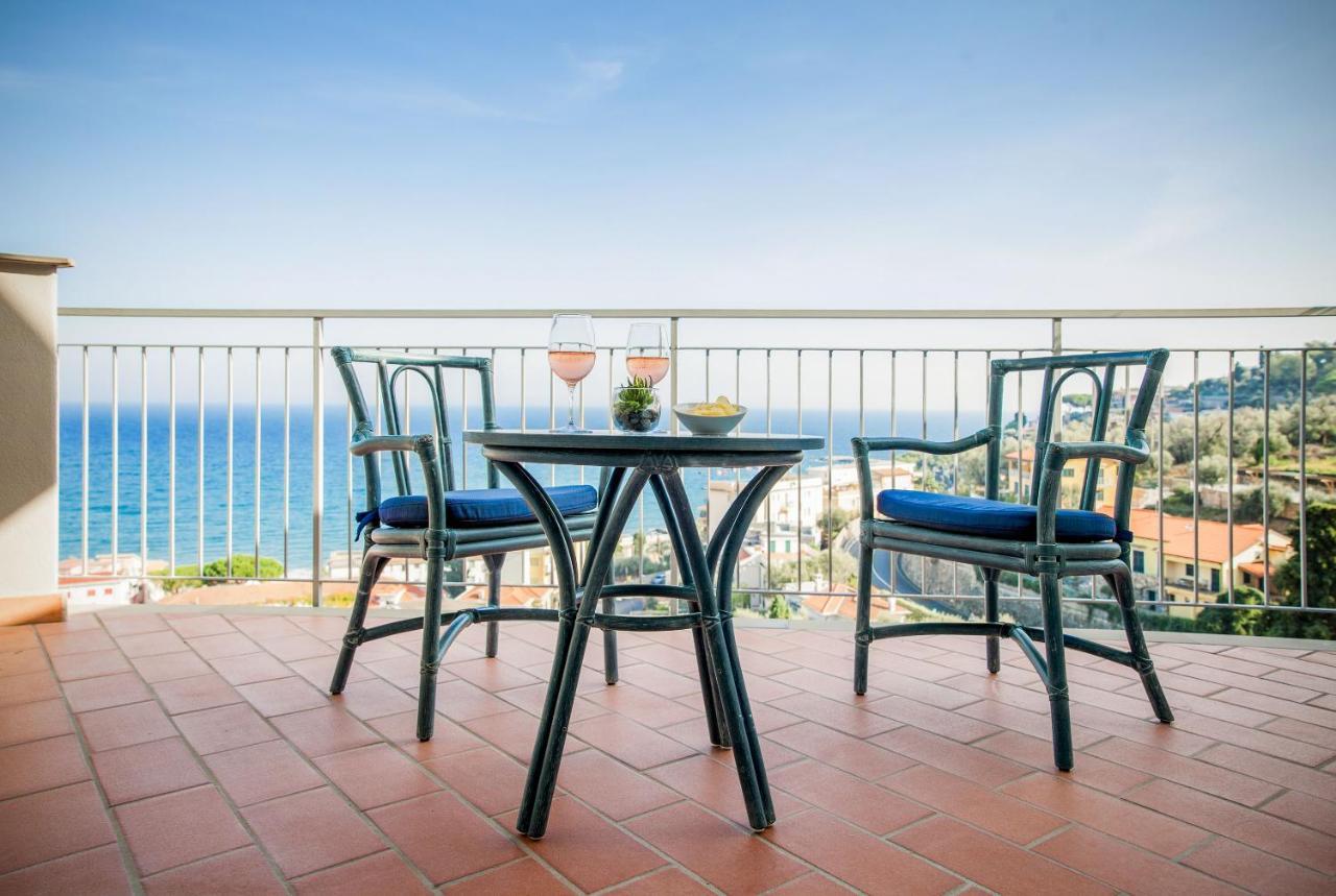 Camera Superior Matrimoniale/Doppia con Letti Singoli con Vista Mare