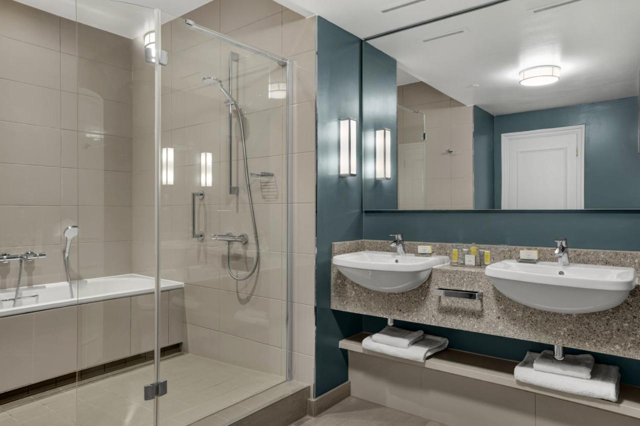 One-Bedroom King Suite,1385918141:JPEG