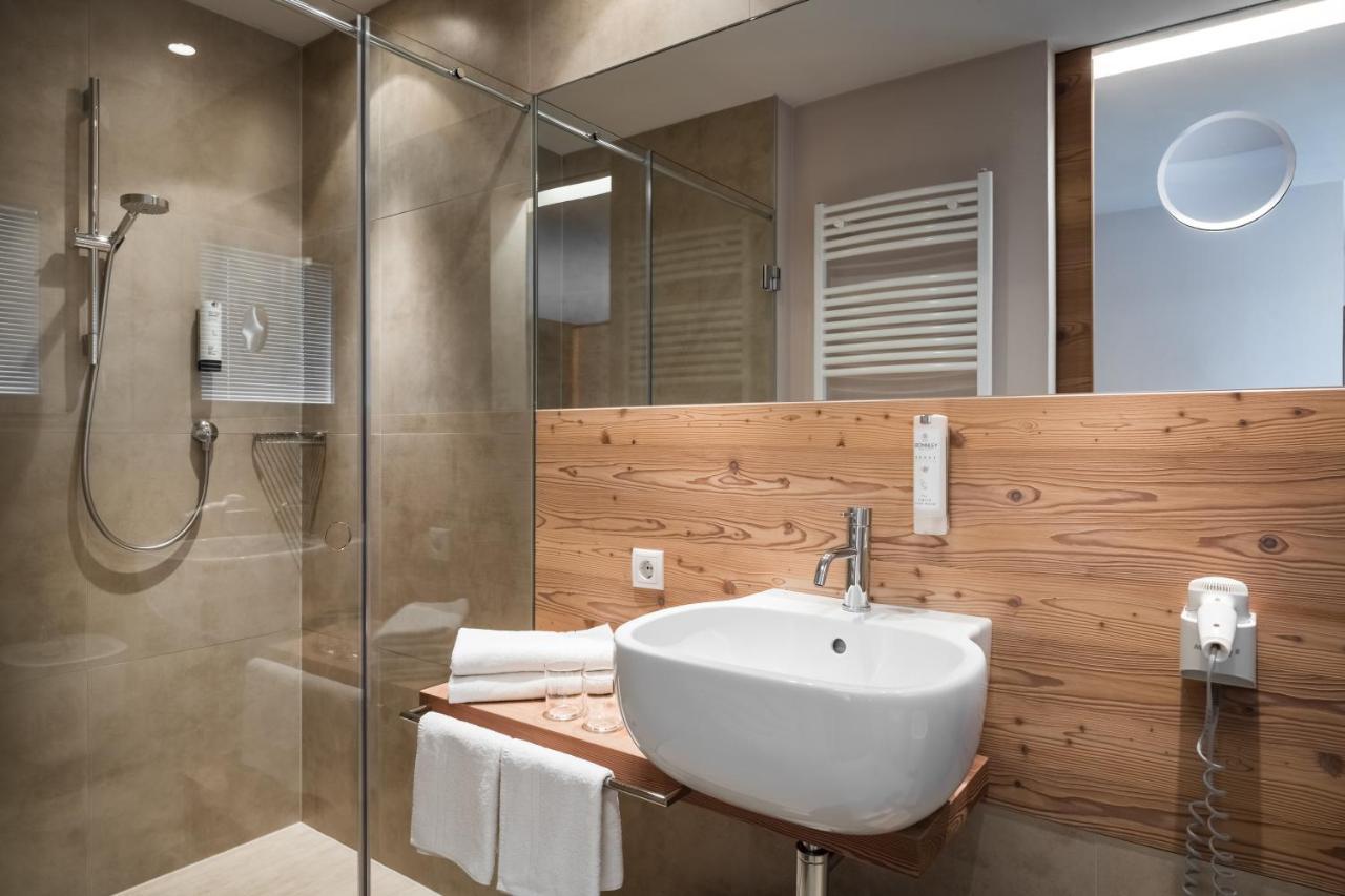 Double or Twin Room Balcony