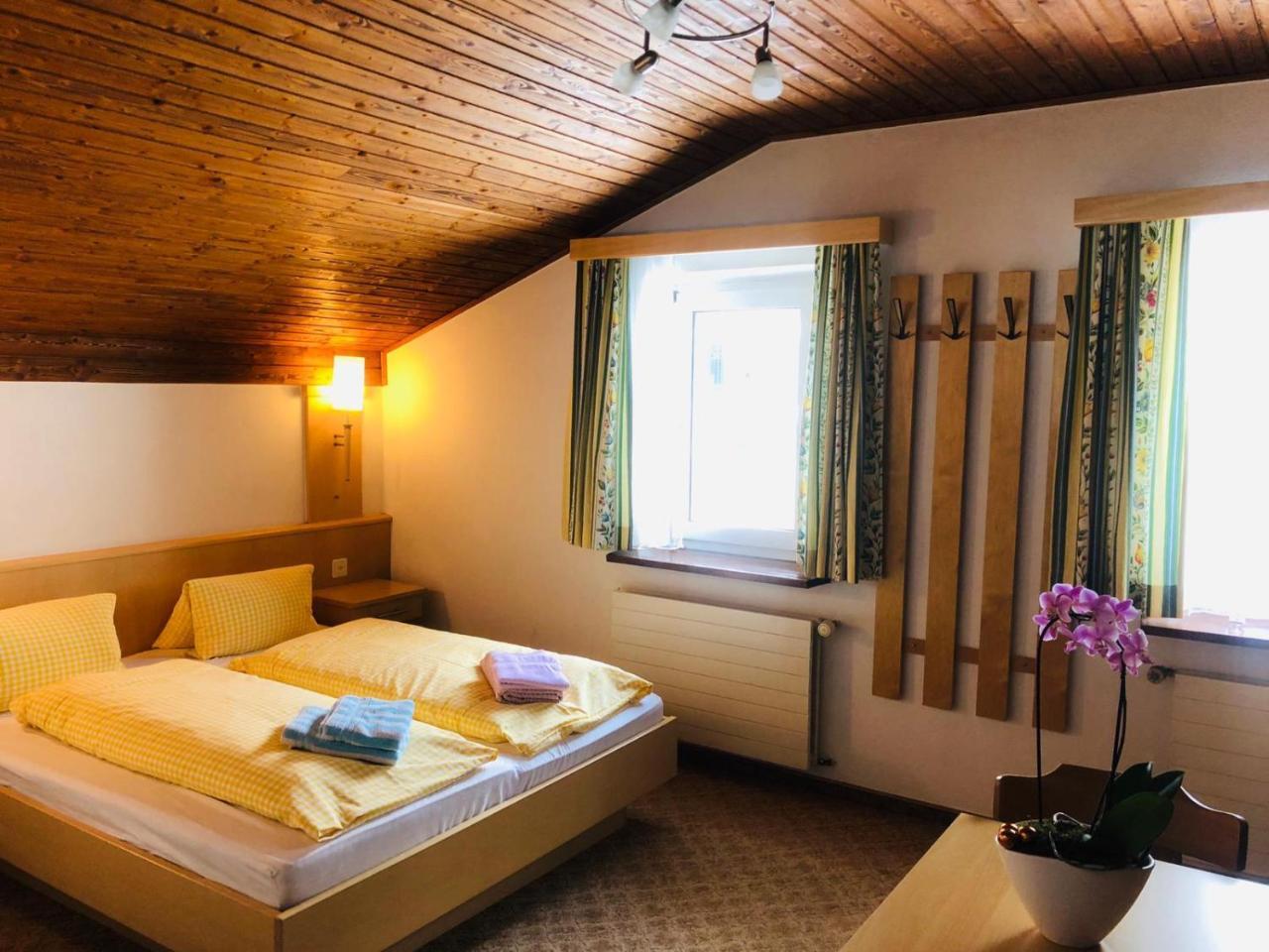 Economy Dreibettzimmer
