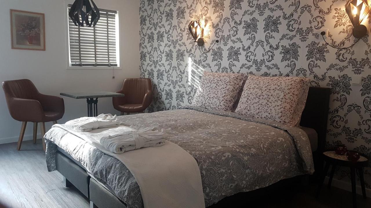 Tweepersoonskamer met Eigen Badkamer