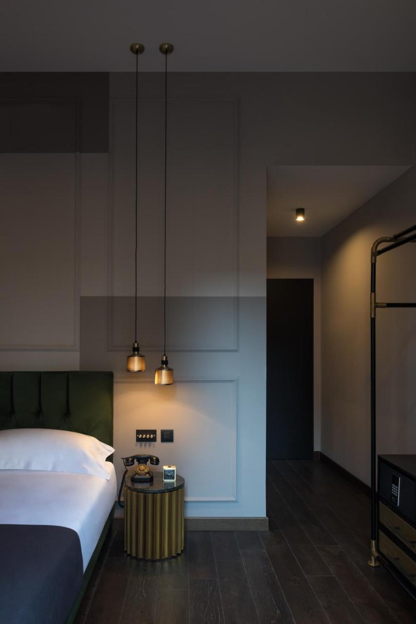 Single Room,776112979:JPEG