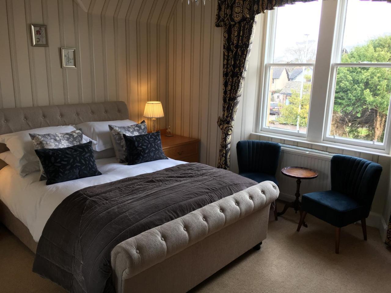 Superior Zimmer mit Kingsize-Bett