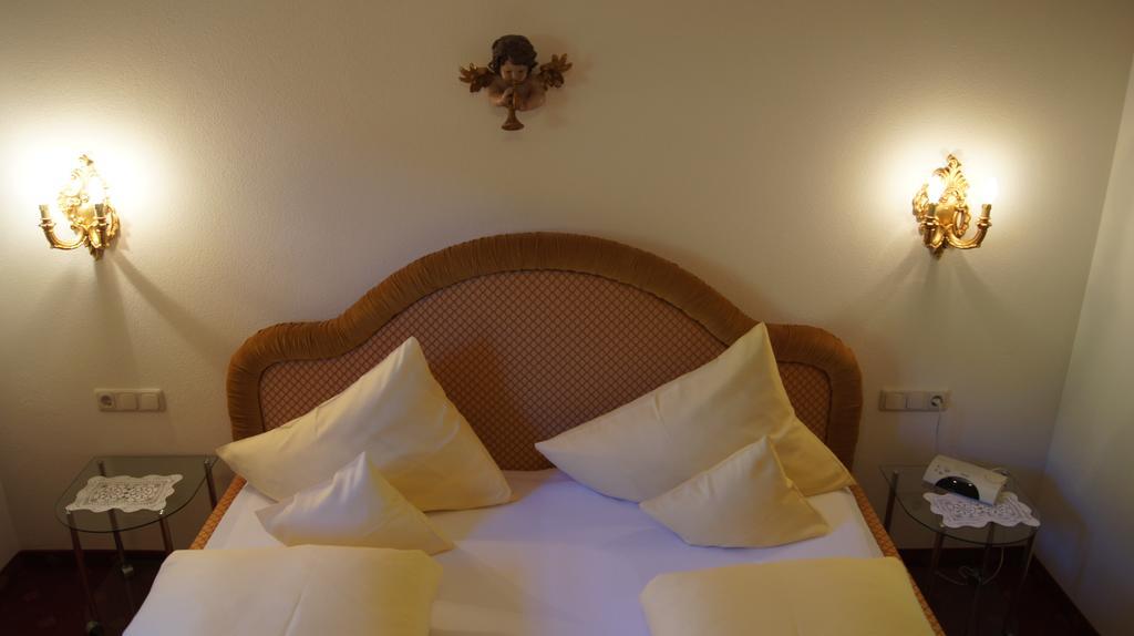 One-Bedroom Apartment,170024055:JPEG