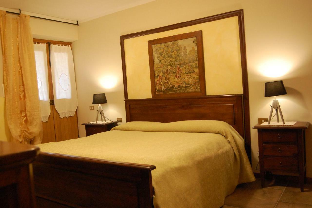 Large Double Room,803484543:JPEG