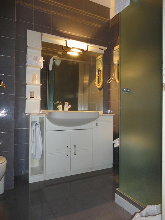 Standard Doppelzimmer mit Aussicht auf den See/Platz