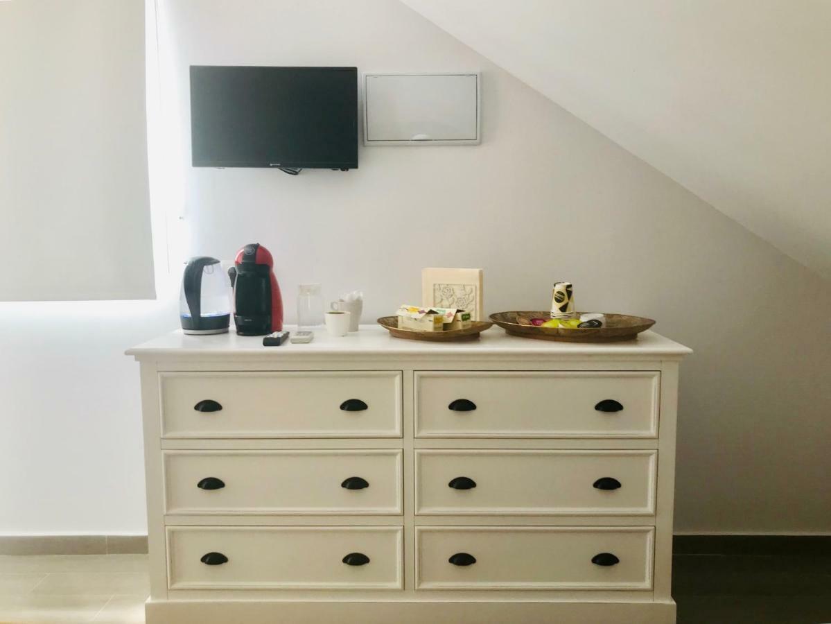 Suite with Terrace,834457778:JPEG