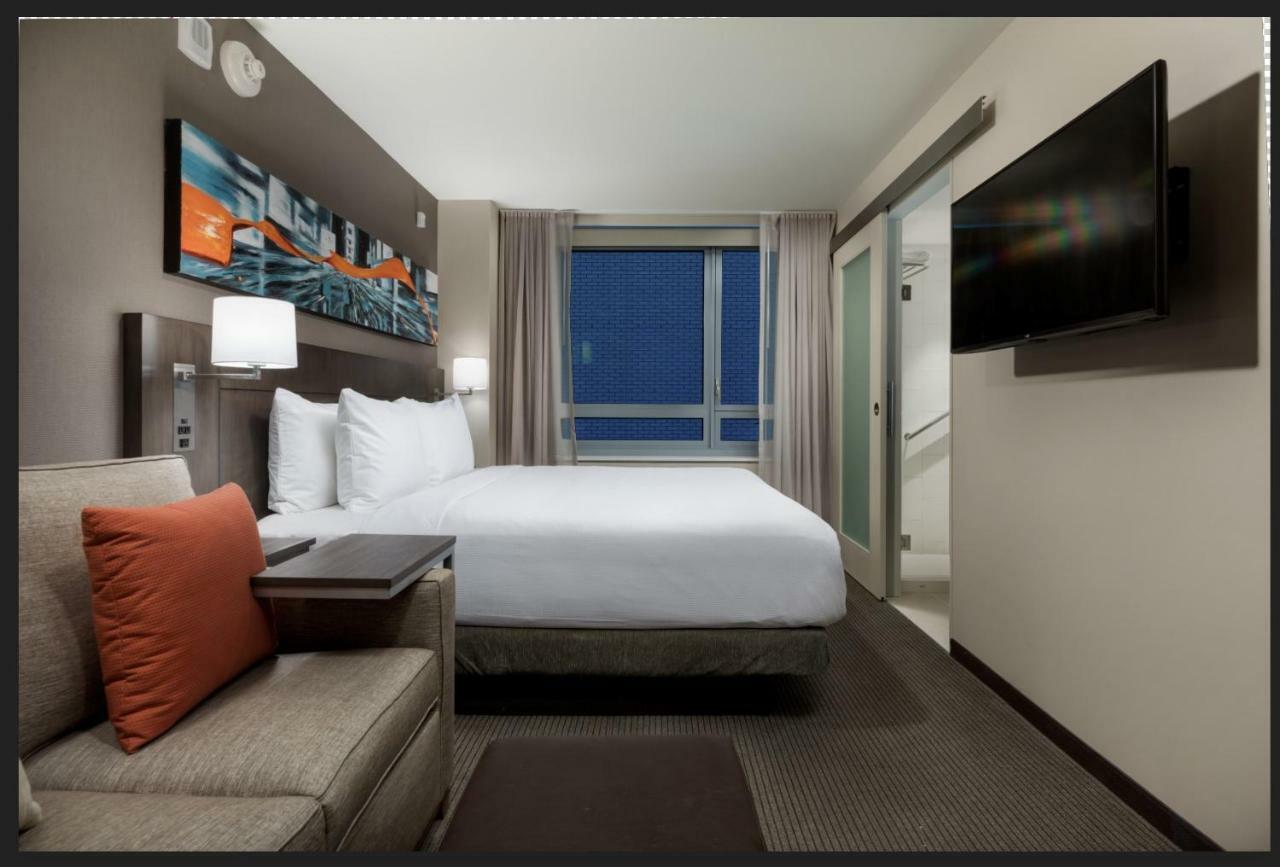 Standard King Room with Sofa Bed