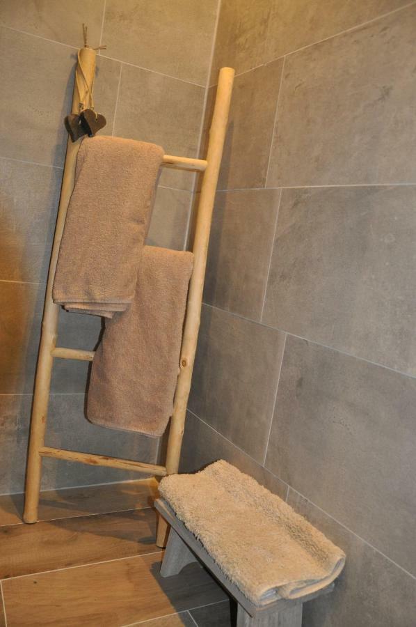 Deluxe Room,850943444:JPEG