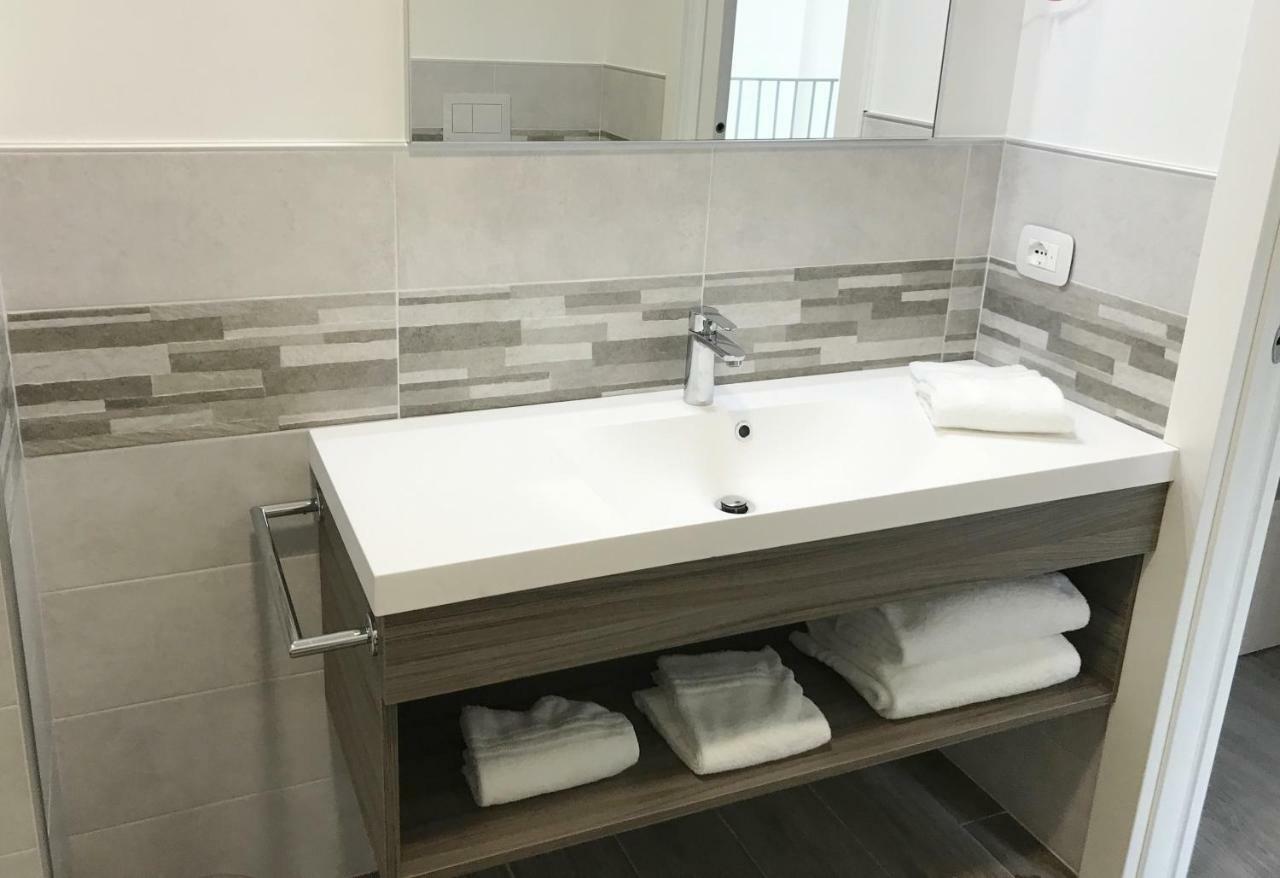Triple Room Balcony,852039815:JPEG