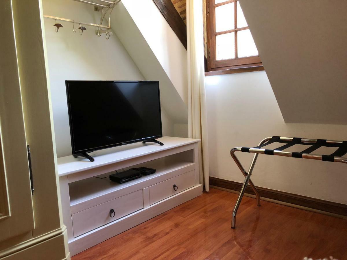Tweepersoonskamer met 2 Aparte Bedden