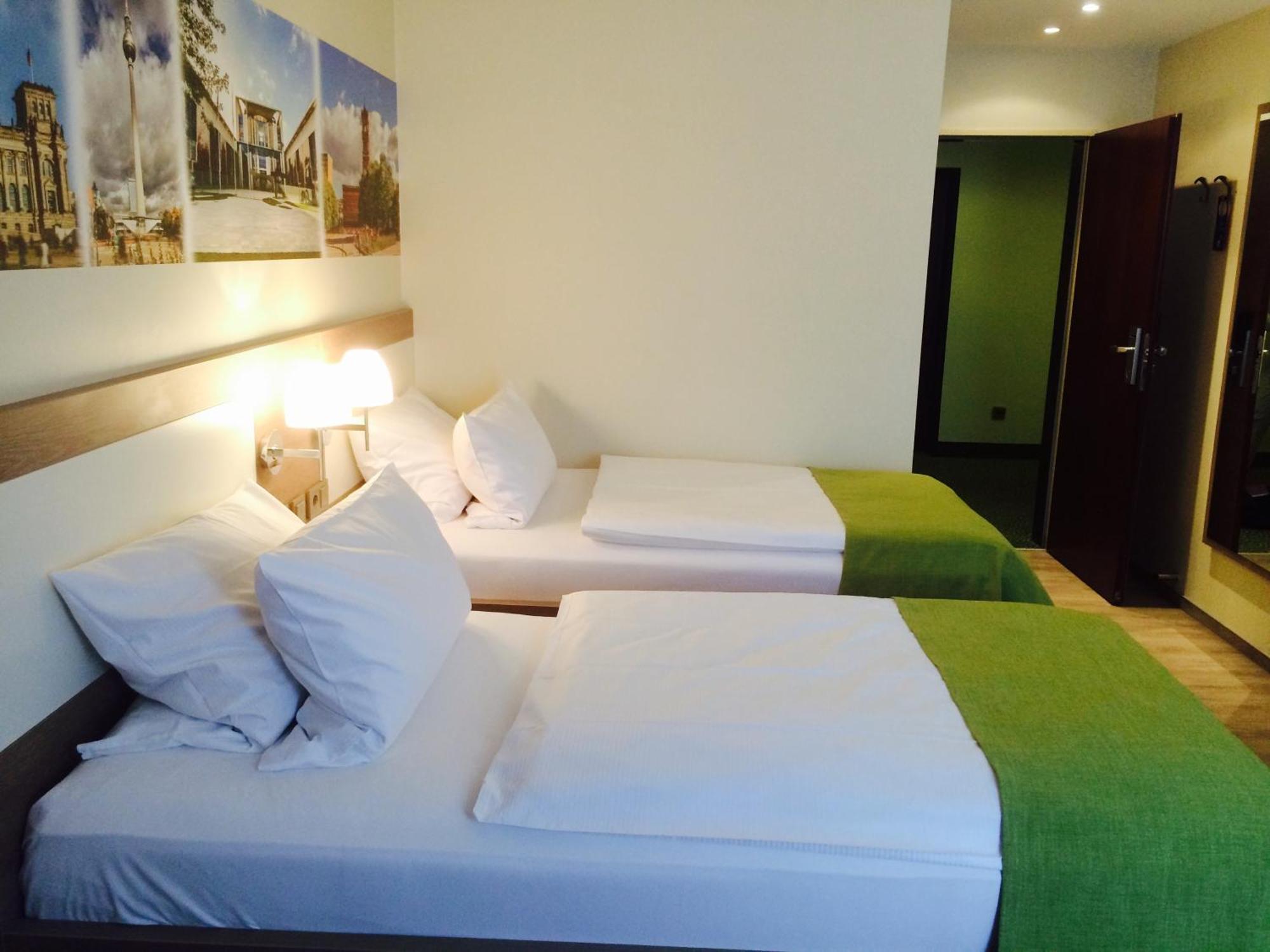 Quarto Standard com 2 Camas de Solteiro