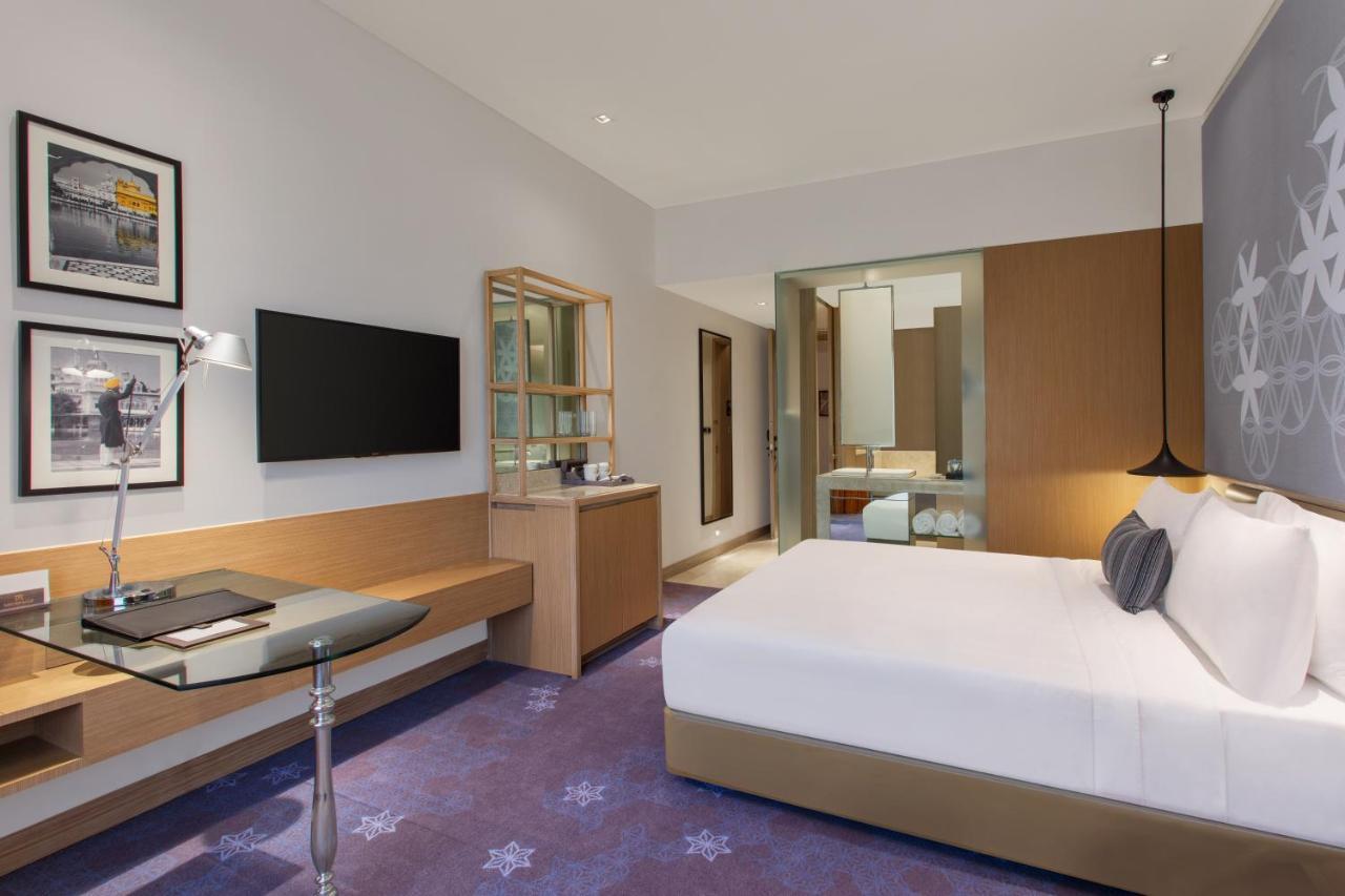 Deluxe Room,934951957:JPEG