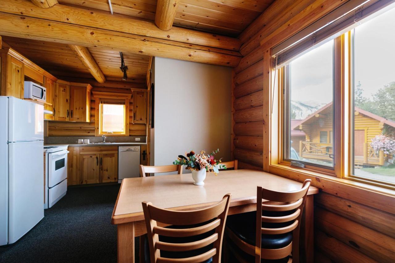 Miette Executive Cabin - 2 King,996789511:JPEG