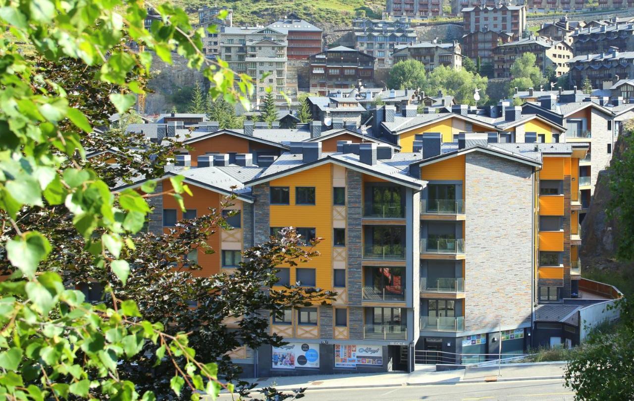 Apartamento de 2 dormitorios con vistas